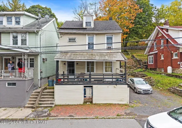 Photo 1 of Single family home for sale at 433 Nichols St, Pottsville, PA 17901 | MLS# PM-145732 | Listing updated on 2026-10-26