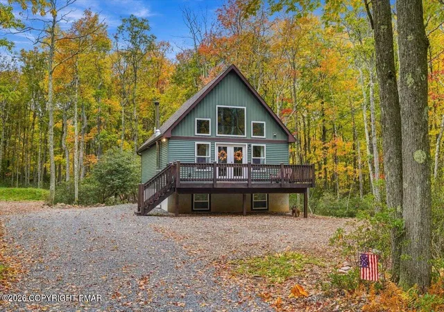 Photo 3 of Sale Pending at 33 Sioux Cir, Jim Thorpe, PA 18229 | MLS# PM-145686 | Listing updated on 2026-10-29