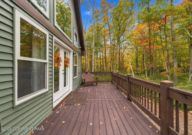 Photo 4 of Sale Pending at 33 Sioux Cir, Jim Thorpe, PA 18229 | MLS# PM-145686 | Listing updated on 2026-10-29