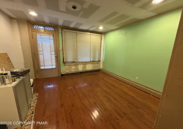 Photo 3 of Sale Pending at 40 Jones St, Lansford, PA 18232 | MLS# PM-145682 | Listing updated on 2026-10-20