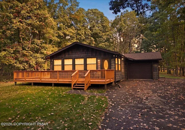 Photo 3 of Sale Pending at 548 Adie Dr, Effort, PA 18330 | MLS# PM-145696 | Listing updated on 2026-10-20