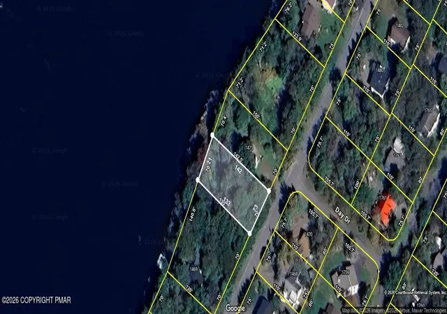 Photo 2 of Sale Pending at Waterfront Dr 448, Tobyhanna, PA 18466 | MLS# PM-145687 | Listing updated on 2026-10-22