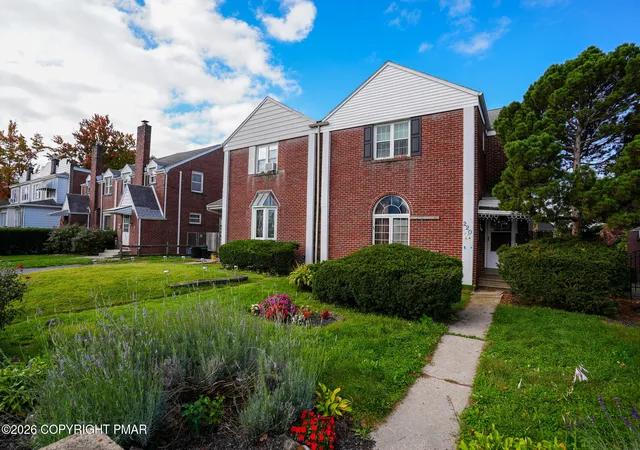 Photo 2 of Sale Pending at 220 S 18th Street, Allentown, PA 18104 | MLS# PM-145707 | Listing updated on 2026-10-21