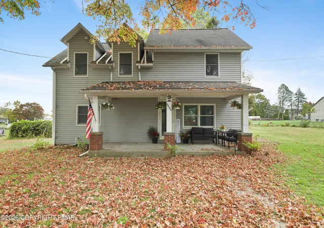 Photo 2 of Single family home for sale at 9809 N Delaware Dr, Bangor, PA 18013 | MLS# PM-145736 | Listing updated on 2026-10-17