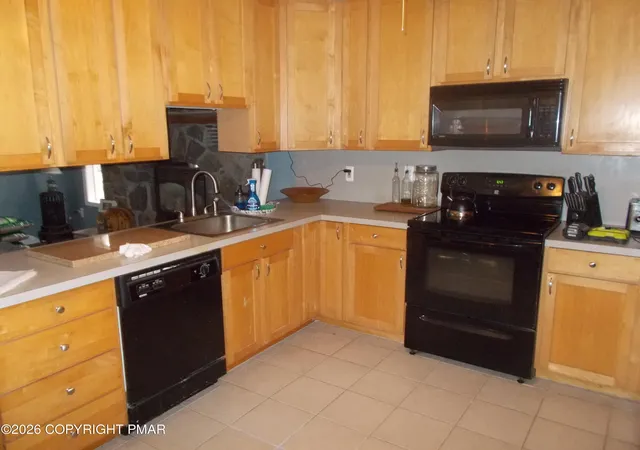 Photo 1 of Single family home for sale at 614 Buckle Boot Rd, Henryville, PA 18332 | MLS# PM-145737 | Listing updated on 2026-10-26