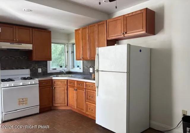 Photo 2 of House for sale at 809 Ann St, Stroudsburg, PA 18360 | MLS# PM-145817 | Listing updated on 2026-10-25