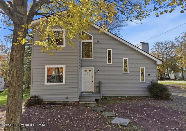 Photo 1 of Single family home for sale at 102 Feather Ln #618, Tobyhanna, PA 18466 | MLS# PM-145747 | Listing updated on 2026-10-22