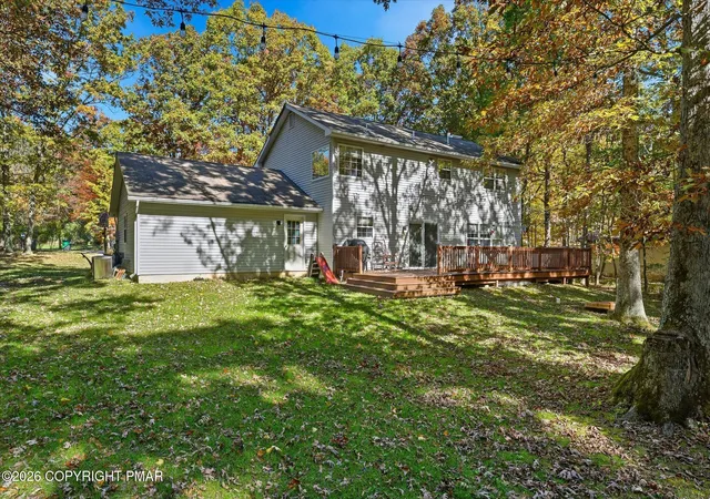 Photo 2 of Single family home for sale at 226 Squirrelwood Ct, Effort, PA 18330 | MLS# PM-145802 | Listing updated on 2026-10-21