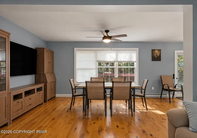 Photo 4 of Single family home for sale at 226 Squirrelwood Ct, Effort, PA 18330 | MLS# PM-145802 | Listing updated on 2026-10-21