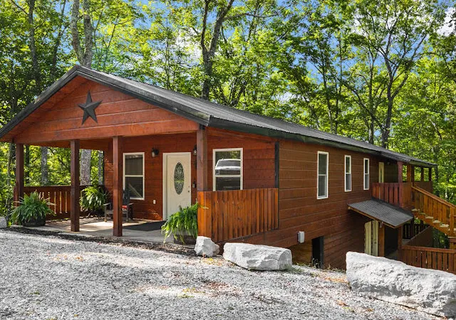 Single family home for sale at 301 Otter Crk Rd, Strunk, KY 42649 | MLS# 25507363