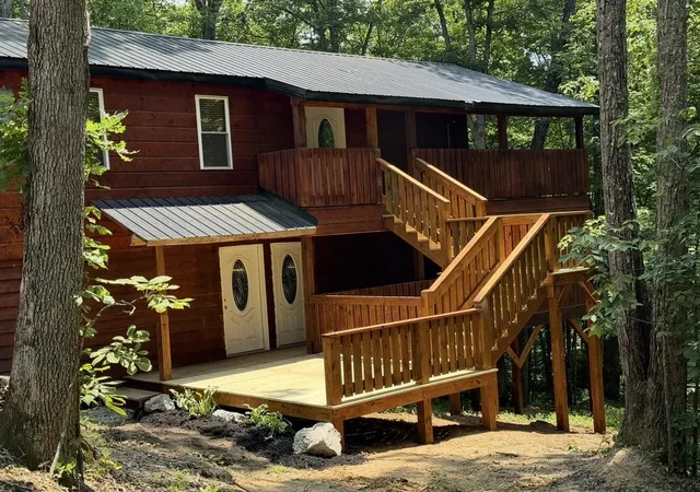 Photo 2 of Single family home for sale at 301 Otter Crk Rd, Strunk, KY 42649 | MLS# 25507363 | Listing updated on 2026-10-13