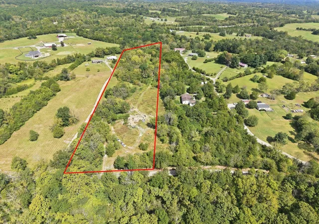 Land for sale at 1123 Gilberts Crk Rd, Lawrenceburg, KY 40342 | MLS# 25508003