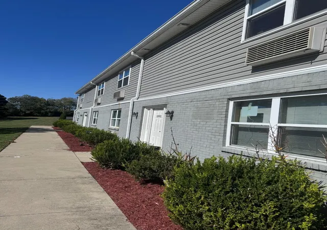 Photo 3 of Multi family home for sale at 200 N Hl Dale St, Danville, KY 40422 | MLS# 26000508 | Listing updated on 2026-10-15
