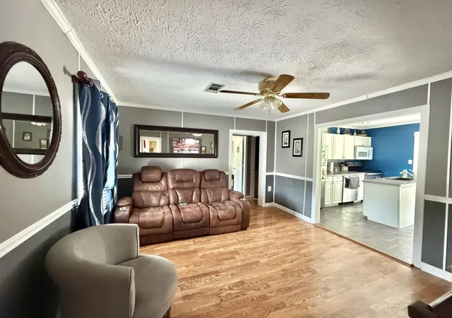 Photo 3 of Single family home for sale at 2080 Kentucky 39, Crab Orchard, KY 40419 | MLS# 26007229 | Listing updated on 2026-09-08