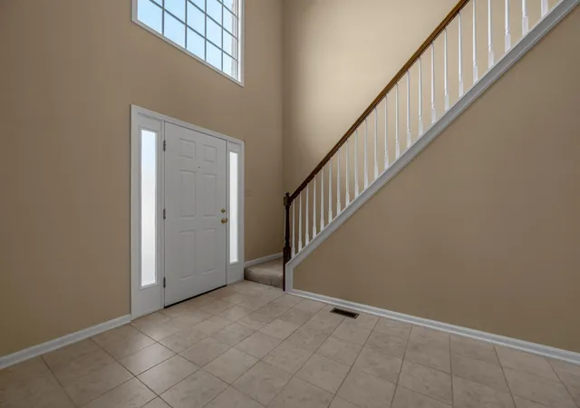 Photo 1 of Single family home for sale at 1100 Seville Ct, Lexington, KY 40515 | MLS# 26008204 | Listing updated on 2026-10-23