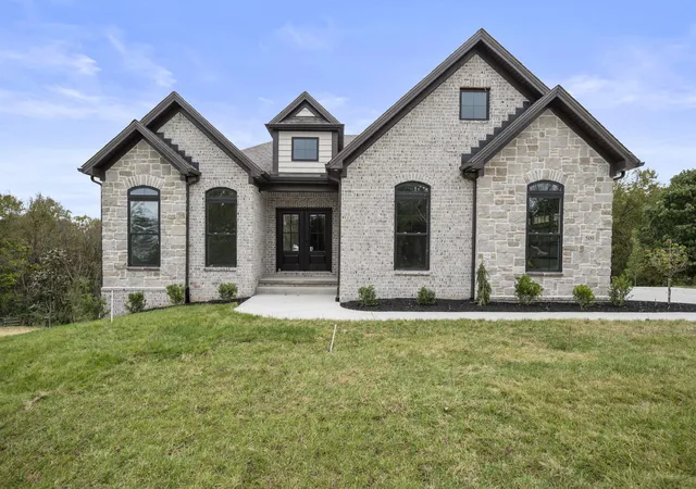 Photo 1 of Single family home for sale at 509 Upper Hines Crk Rd, Richmond, KY 40475 | MLS# 26008532 | Listing updated on 2026-10-19