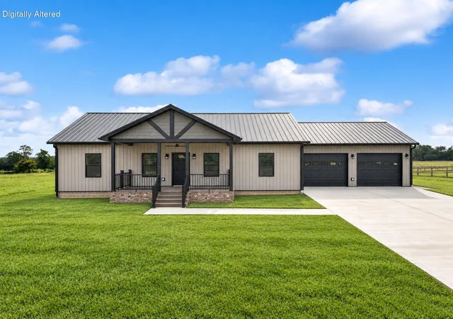 Photo 3 of Single family home for sale at 150 Sunflower Rd, Flemingsburg, KY 41041 | MLS# 26010274 | Listing updated on 2026-09-13