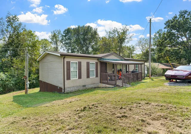 Photo 1 of Single family home for sale at 134 Red Bone Ln, Orlando, KY 40460 | MLS# 26011141 | Listing updated on 2026-10-13