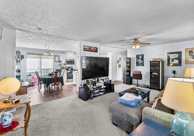 Photo 2 of Single family home for sale at 134 Red Bone Ln, Orlando, KY 40460 | MLS# 26011141 | Listing updated on 2026-10-13
