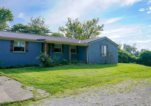 Photo 1 of Single family home for sale at 718 N 3rd Street, Richmond, KY 40475 | MLS# 26022736 | Listing updated on 2026-09-14