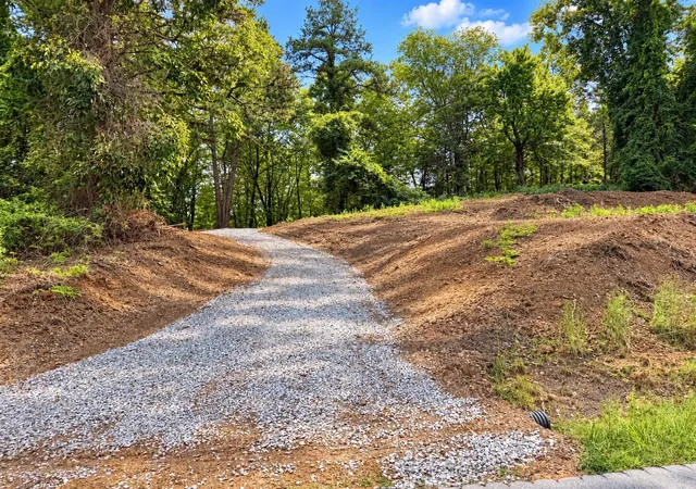 Photo 2 of Land for sale at 999 5th Street Rd, Corbin, KY 40701 | MLS# 26011730 | Listing updated on 2026-10-13