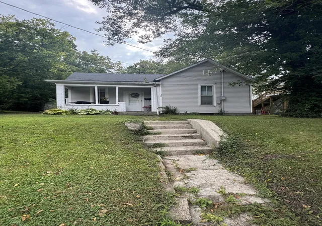 Photo 2 of Single family home for sale at 132 Wilderness Rd, Danville, KY 40422 | MLS# 26012044 | Listing updated on 2026-10-19