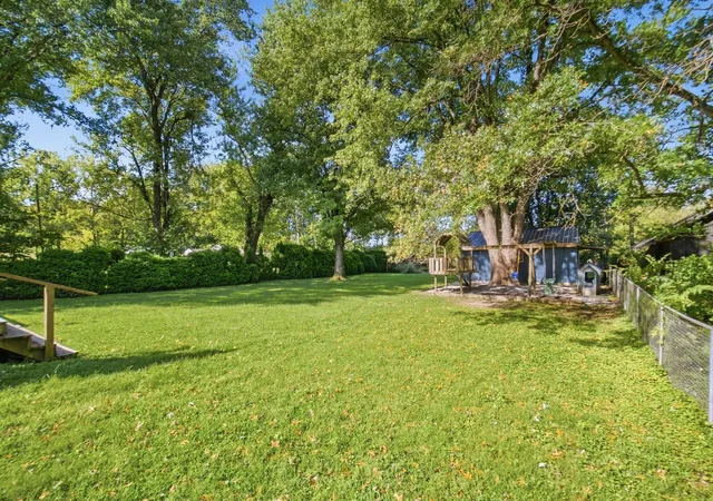 Photo 56 of Single family home for sale at 147 Meadowbrook Dr, Frankfort, KY 40601 | MLS# 26013483 | Listing updated on 2026-10-21