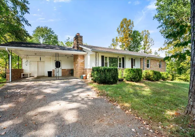 Photo 2 of Single family home for sale at 176 Marsee Trl, Corbin, KY 40701 | MLS# 26014129 | Listing updated on 2026-09-08