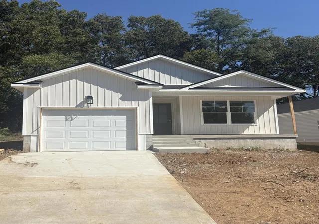 Photo 1 of Single family home for sale at 741 Harrison Tr, Lexington, KY 40505 | MLS# 26014787 | Listing updated on 2026-10-13