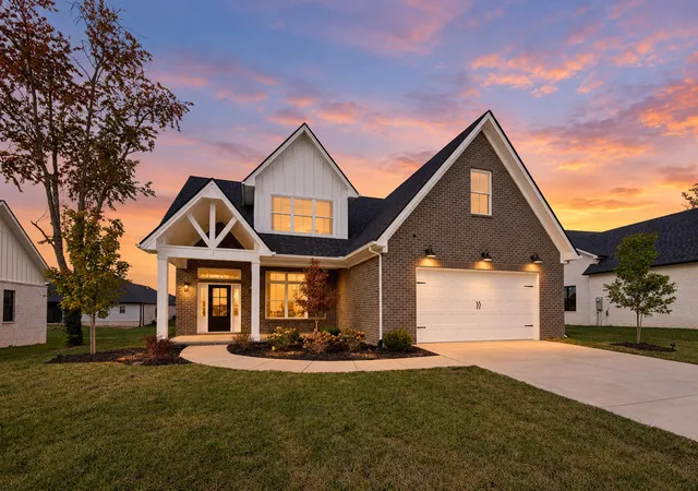 Photo 1 of Single family home for sale at 225 Madison Ave, Nicholasville, KY 40356 | MLS# 26015447 | Listing updated on 2026-10-22