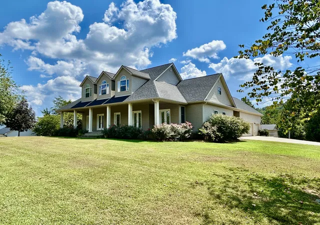 Single family home for sale at 291 Forest Ridge Cir, Bronston, KY 42518 | MLS# 26015639