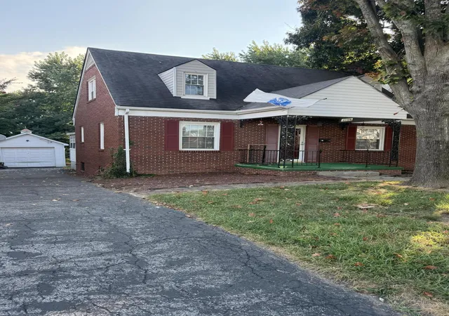 Photo 3 of Single family home for sale at 310 1/2 Richmond St, Lancaster, KY 40444 | MLS# 26024566 | Listing updated on 2026-09-10