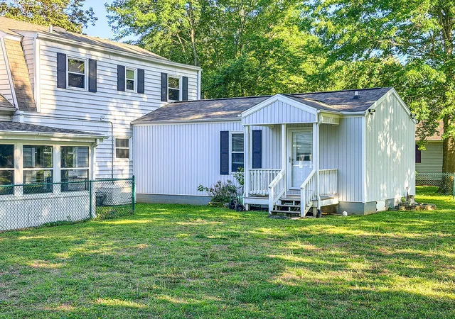 Photo 2 of Single family home for sale at 3655 Kentucky 303, Mayfield, KY 42066 | MLS# 26017538 | Listing updated on 2026-09-19