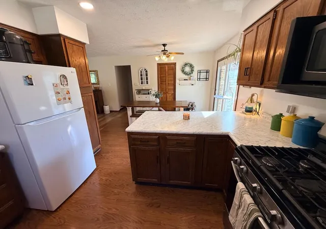 Photo 4 of Single family home for sale at 10471 US 62, Bardwell, KY 42023 | MLS# 26017666 | Listing updated on 2026-10-20