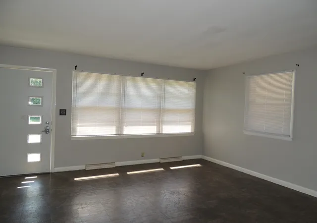 Photo 2 of Single family home for sale at 409 Macedonia Rd, Mayfield, KY 42066 | MLS# 26018135 | Listing updated on 2026-09-14