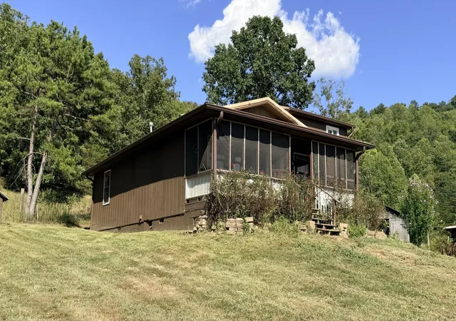 Photo 1 of Single family home for sale at 191 Slusher Cemetery Rd, Corbin, KY 40701 | MLS# 26023846 | Listing updated on 2026-10-02