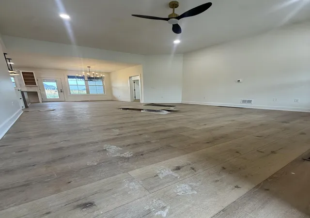 Photo 3 of Single family home for sale at 317 Krauss Dr, Nicholasville, KY 40356 | MLS# 26018634 | Listing updated on 2026-10-22