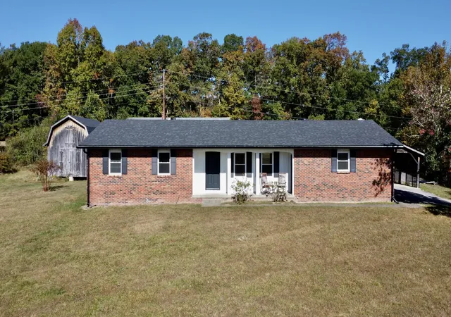 Single family home for sale at 10 Poplar Ln, Morehead, KY 40351 | MLS# 26019034