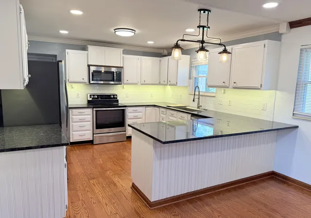 Photo 2 of Single family home for sale at 10 Poplar Ln, Morehead, KY 40351 | MLS# 26019034 | Listing updated on 2026-10-14