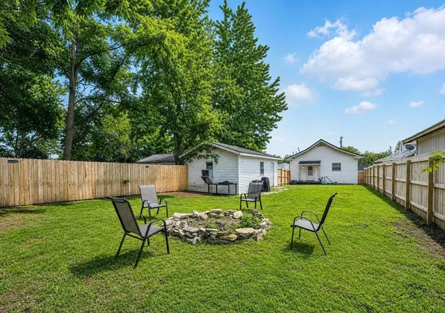 Photo 25 of Sale Pending at 1807 Clifton Ave, Paris, KY 40361 | MLS# 26023926 | Listing updated on 2026-10-09