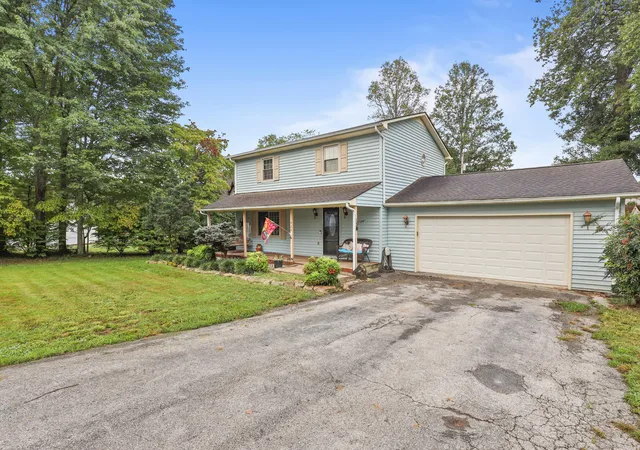 Photo 2 of Single family home for sale at 322 Spring Cut Cir, Corbin, KY 40701 | MLS# 26019307 | Listing updated on 2026-10-22