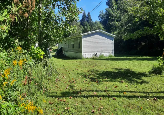 Photo 2 of Single family home for sale at 15 Renee Ln, London, KY 40744 | MLS# 26019497 | Listing updated on 2026-09-14