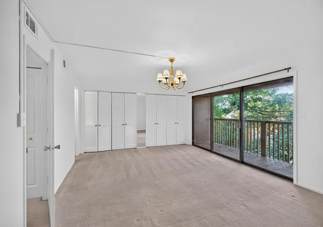 Photo 3 of Condo for sale at 750 Shaker Dr #207, Lexington, KY 40504 | MLS# 26027286 | Listing updated on 2026-10-20