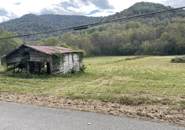 Photo 3 of Land for sale at 791 Moore Crk Rd, Flat Lick, KY 40935 | MLS# 26020307 | Listing updated on 2026-10-15