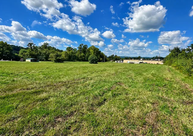 Photo 2 of Land for sale at 0000 Stanton Rd, Stanton, KY 40380 | MLS# 26020845 | Listing updated on 2026-09-13