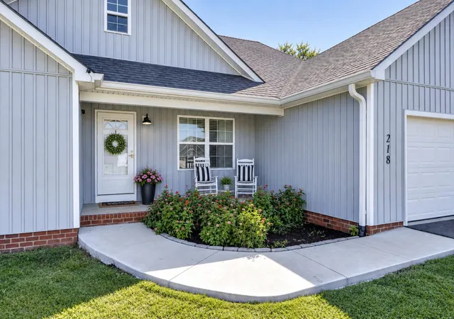Photo 2 of Sale Pending at 218 Dean Dr, Harrodsburg, KY 40330 | MLS# 26020833 | Listing updated on 2026-10-13