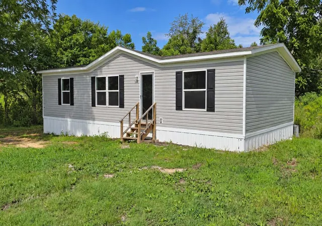 Photo 1 of Single family home for sale at 2031 Louden Rd, Williamsburg, KY 40769 | MLS# 26021176 | Listing updated on 2026-10-13