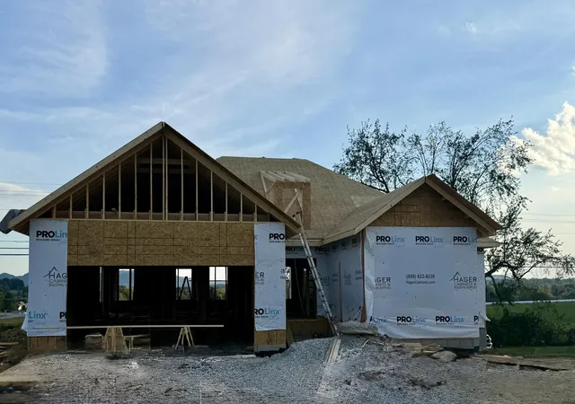 Photo 2 of Single family home for sale at 1312 Vineyard Ct, Berea, KY 40403 | MLS# 26021264 | Listing updated on 2026-10-23