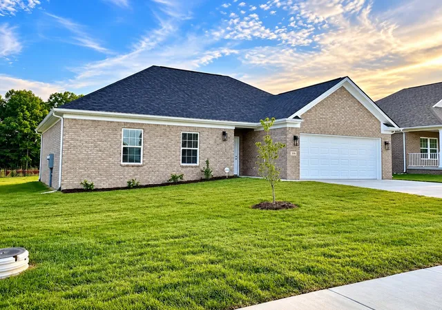 Photo 1 of Single family home for sale at 306 Cinchpost Cir, London, KY 40744 | MLS# 26021597 | Listing updated on 2026-10-20