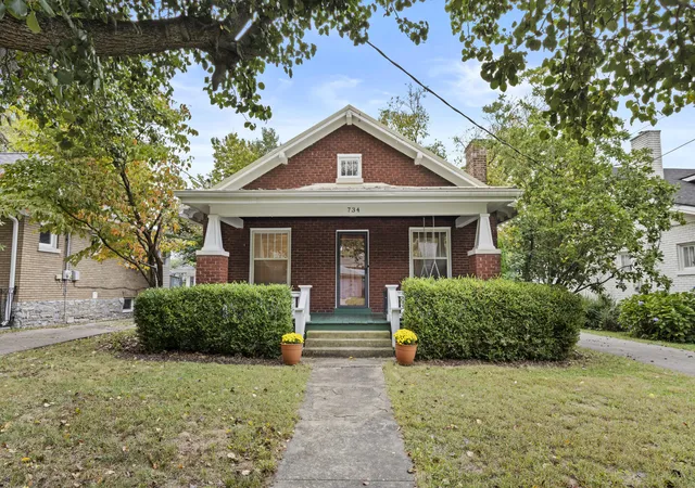 Photo 1 of Sale Pending at 734 Tremont Ave, Lexington, KY 40502 | MLS# 26028644 | Listing updated on 2026-10-20
